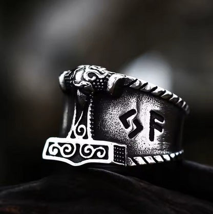 Odin's Raven Ring – Embrace the Wisdom of Huginn & Muninn