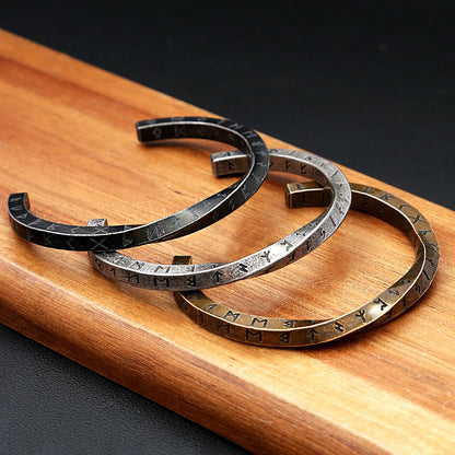Viking Rune Möbius Cuff Bracelet – 316L Stainless Steel