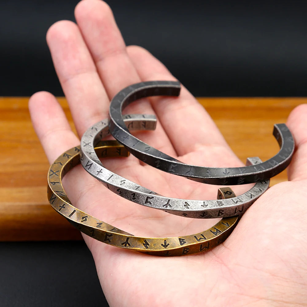 Viking Rune Möbius Cuff Bracelet – 316L Stainless Steel