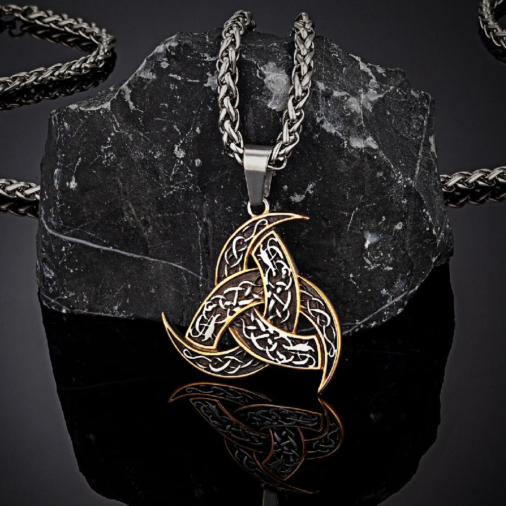 Nordic Trinity Knot Necklace - Odin's Shore